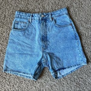 zara mom fit shorts light blue